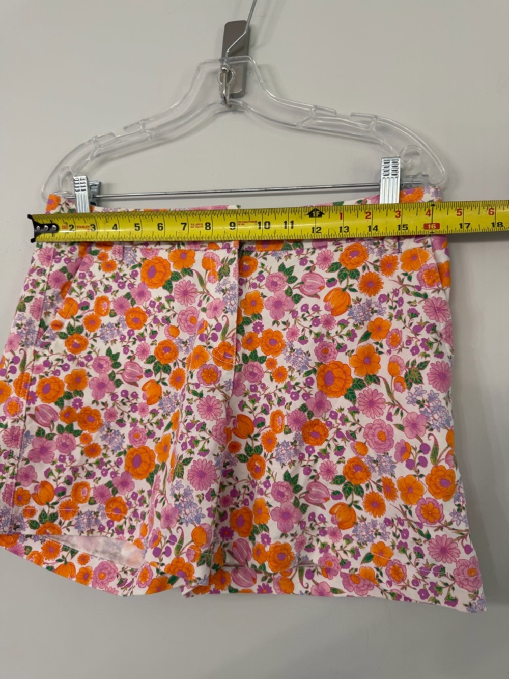 Crown & Ivy Caroline Pink Orange Floral Shorts Summer Preppy Cotton Women’s 6 - Picture 2 of 7